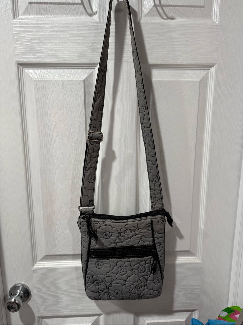 Thirty-One Quilted Gray Crossbody Bag with Floral Stitching, slight stain at top